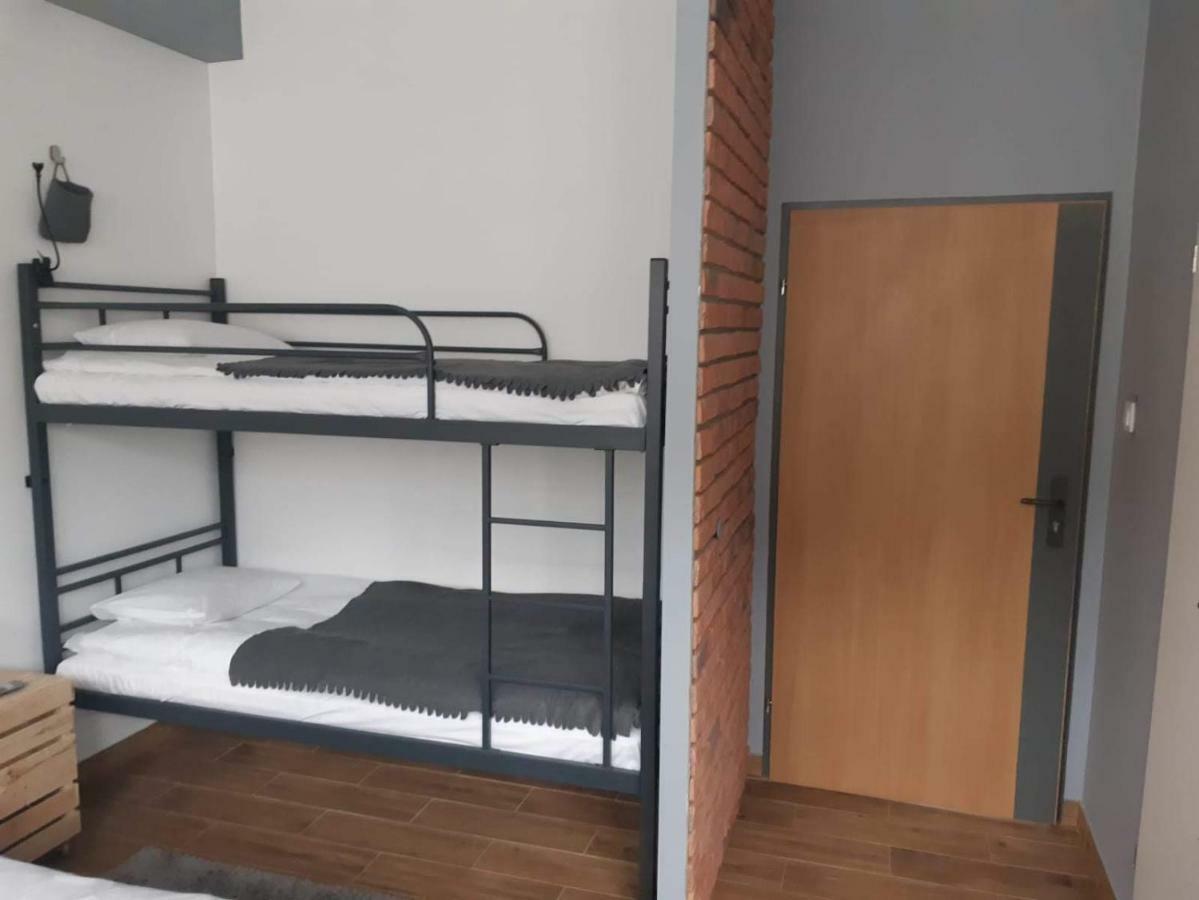 Hostel W5 Познань Экстерьер фото